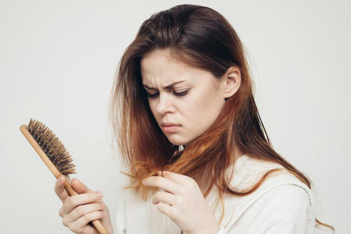 Rambut Panjang dan Tebal: Apa yang Baik untuk Rambut Rontok?